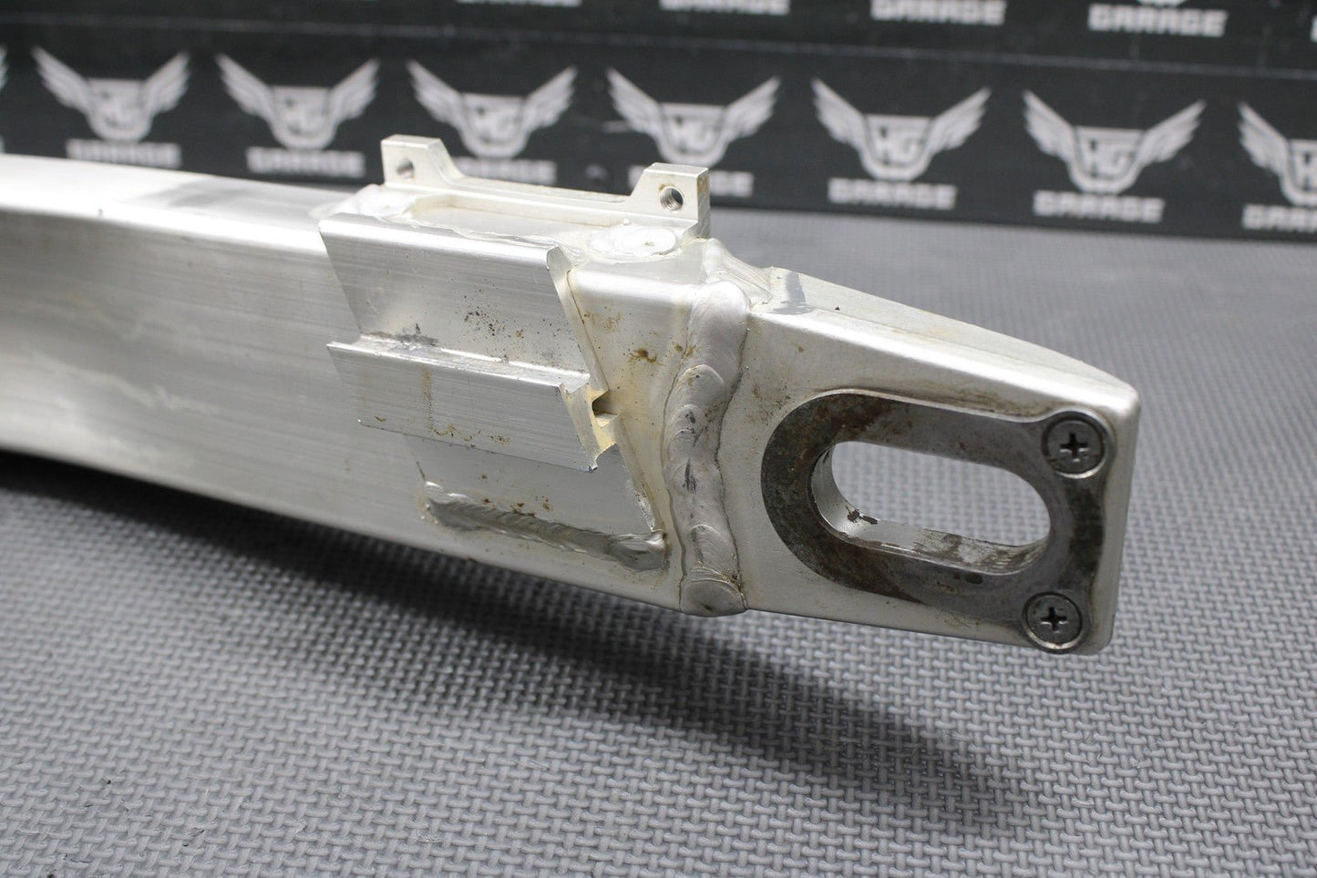 1994 SUZUKI 93 - 95 RM125 RM250 OEM SWINGARM SWING ARM SUSPENSION 61000 - 28E11 GOOD - hggarage