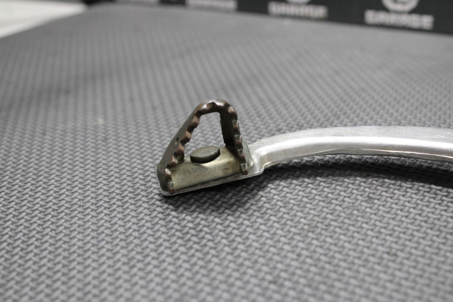 2005 HONDA 05 - 07 CRF450R OEM REAR BACK BRAKE CALIPER MASTER CYLINDER LEVER ASSY - hggarage
