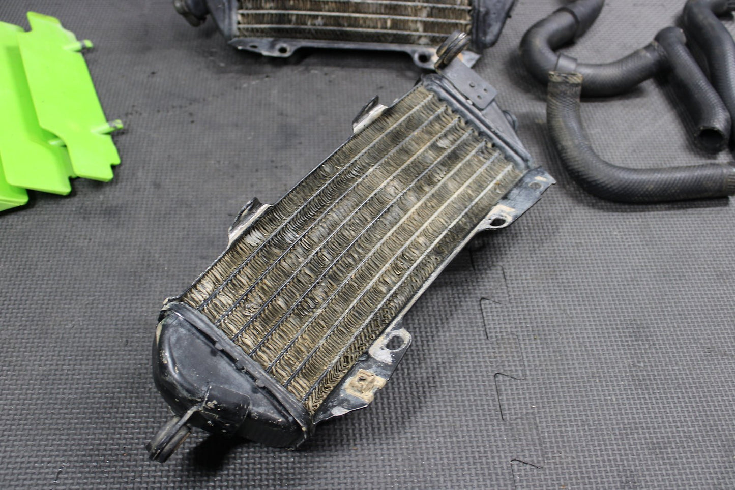 1991 Kawasaki KDX250 OEM Engine Motor Cooling Cooler Radiator 39061 - 1127 - hggarage