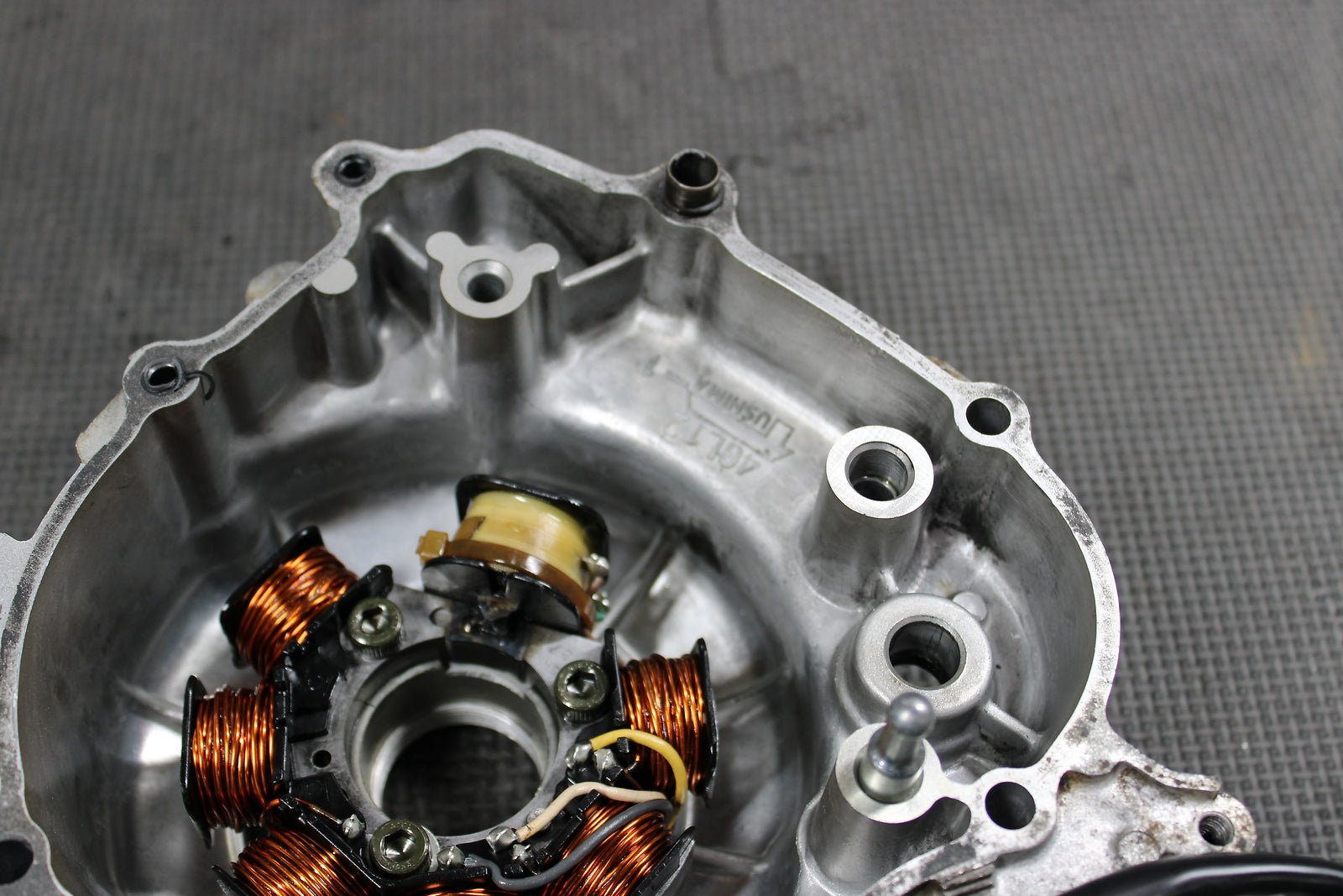 2000 Yamaha TTR90 Stator Magneto Rotor Flywheel 5HN - 85510 - 01 - 00 - hggarage