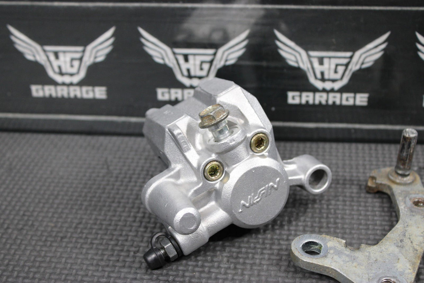 2003 00 - 03 KAWASAKI KX65 OEM NISSIN FRONT BRAKE CALIPER 43041 - 1710 NEEDS REBUILT - hggarage