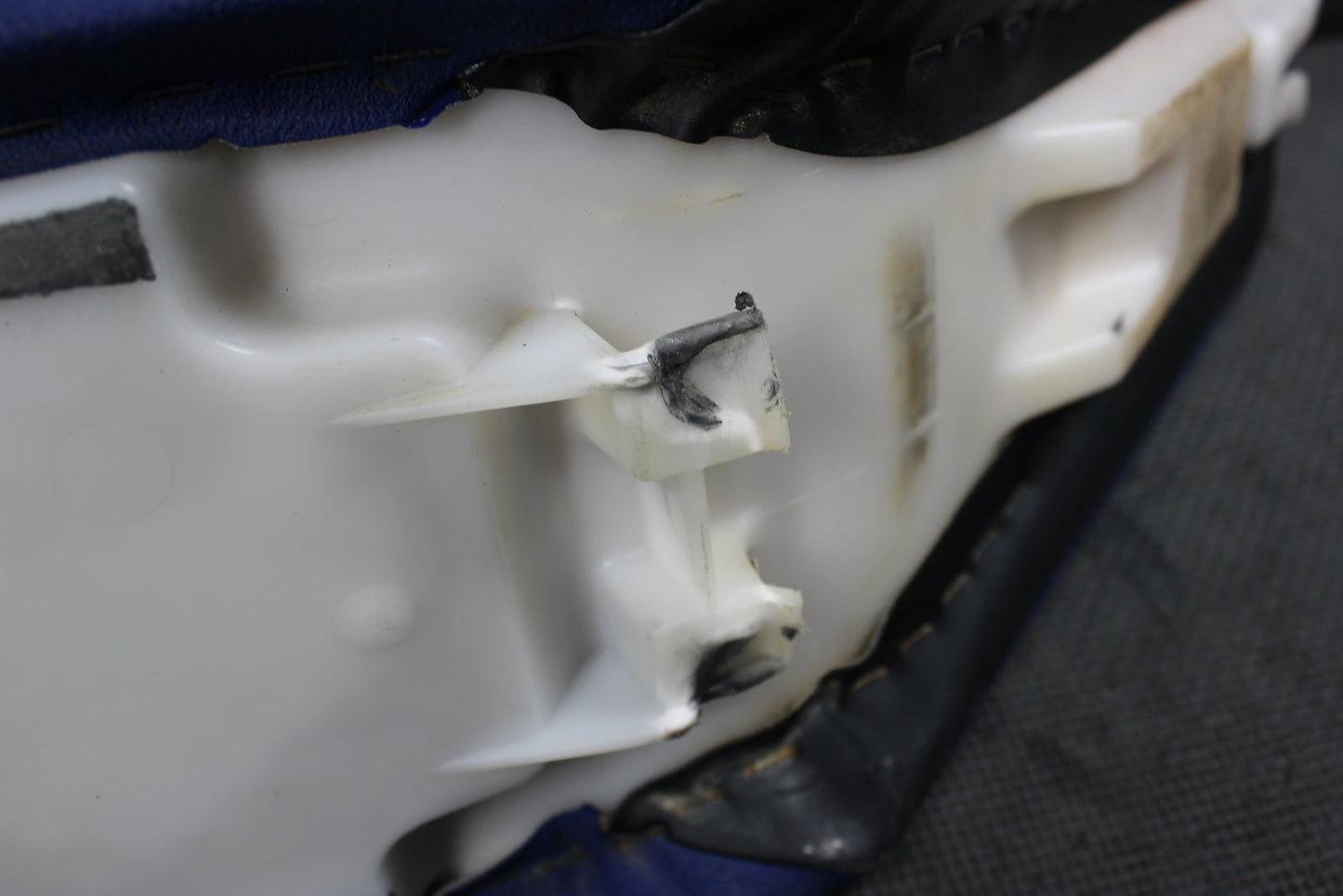 2008 SUZUKI RMZ250 OEM SEAT SADDLE 45100 - 10H01 - FNN - hggarage