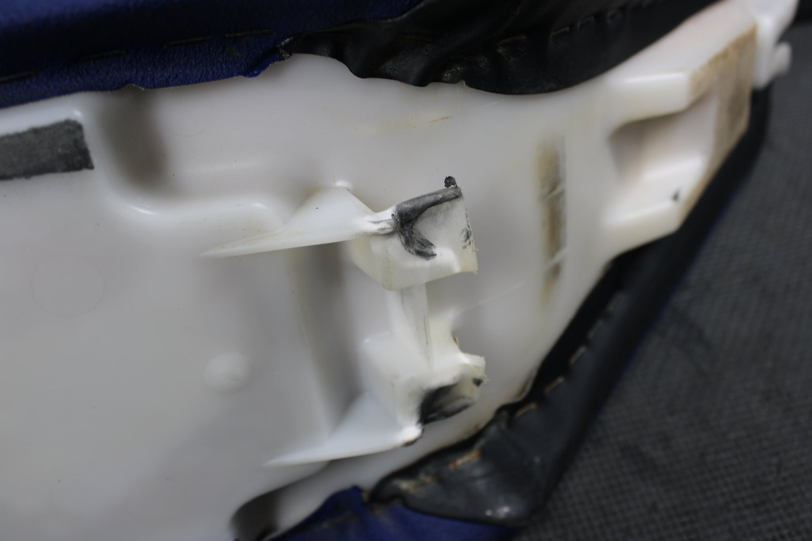 2008 SUZUKI RMZ250 OEM SEAT SADDLE 45100 - 10H01 - FNN - hggarage