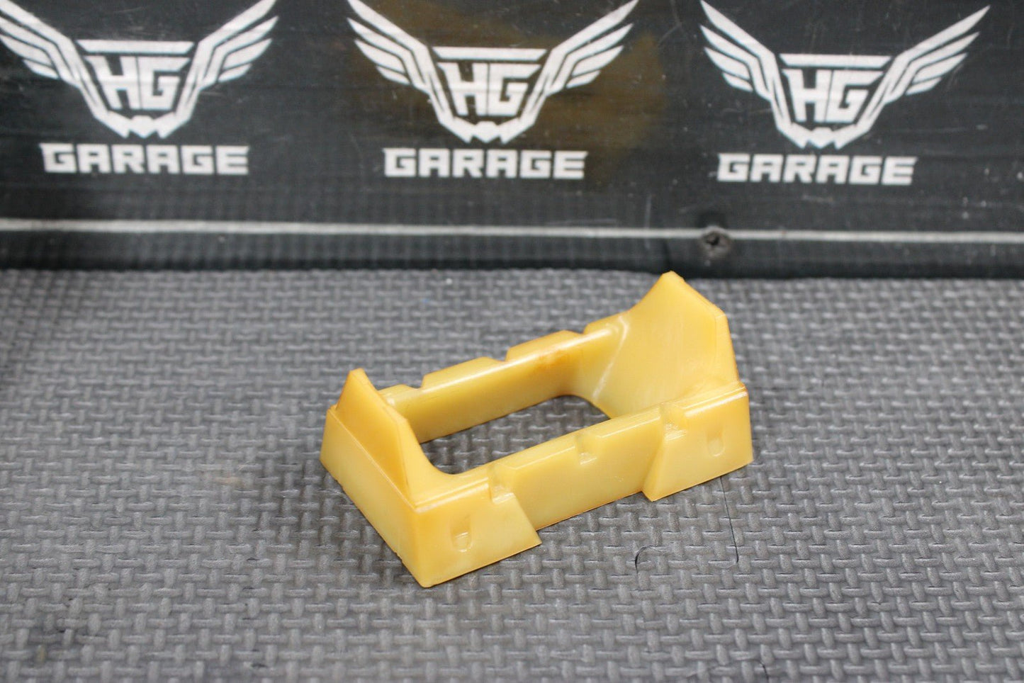 1997 KAWASAKI KX250 OEM INTAKE REED BLOCK ASSEMBLY 12021 - 1110 GOOD! - hggarage