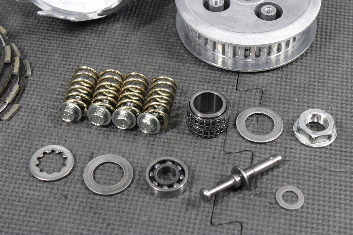 2012 KAWASAKI KX100 KX85 OEM COMPLETE CLUTCH W PLATES BASKET PRESSURE PLATE HUB - hggarage