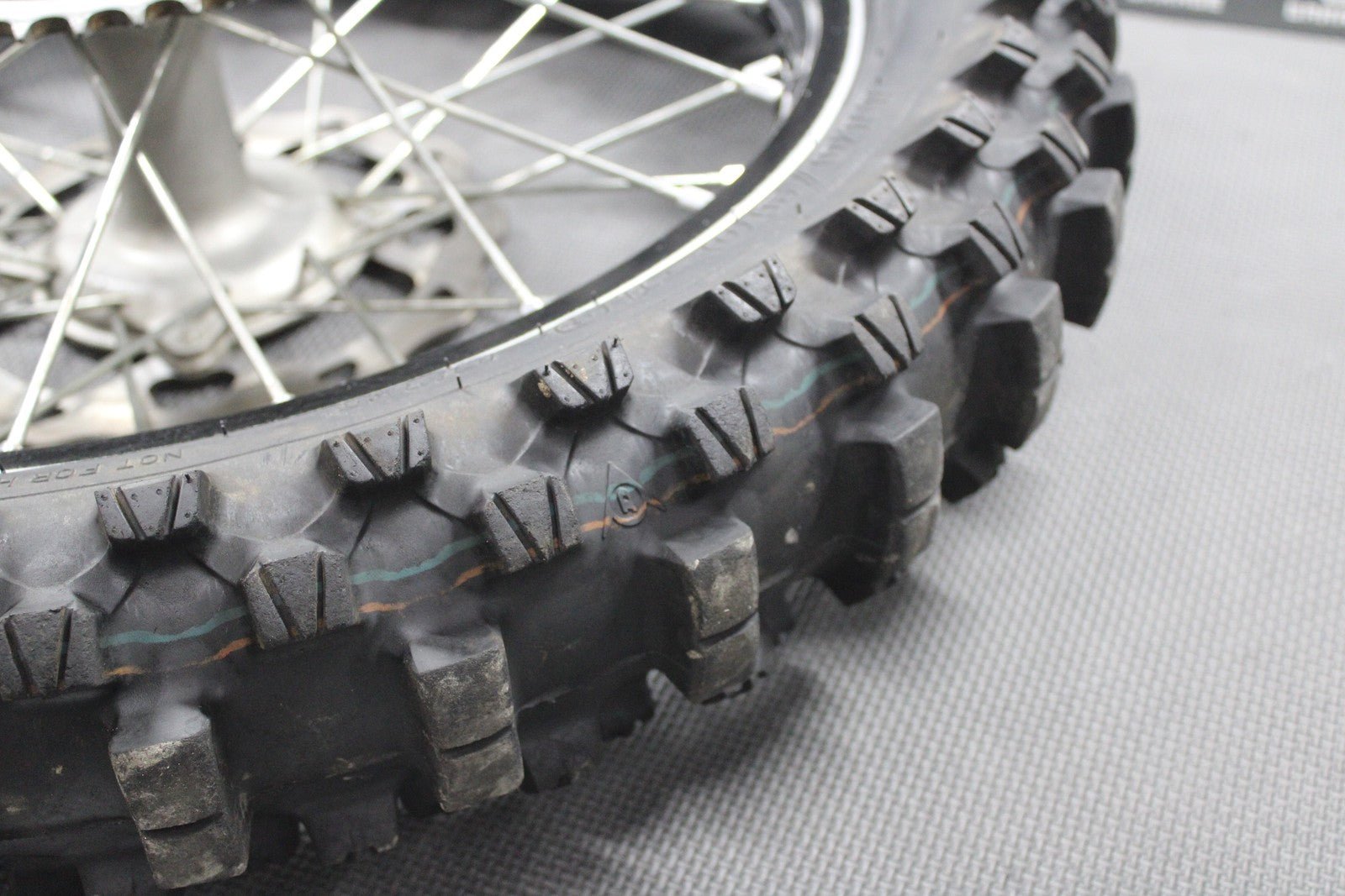 2019 2020 SUZUKI RMZ250 OEM DID REAR BACK WHEEL RIM HUB TIRE 19 x 1.85 GOOD! - hggarage