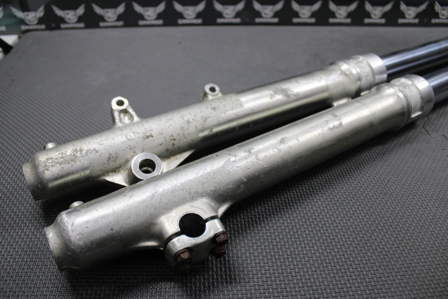 1988 1989 HONDA XR250R OEM RIGHT LEFT FRONT SUSPENSION FORKS SHOCKS DAMPERS GOOD - hggarage