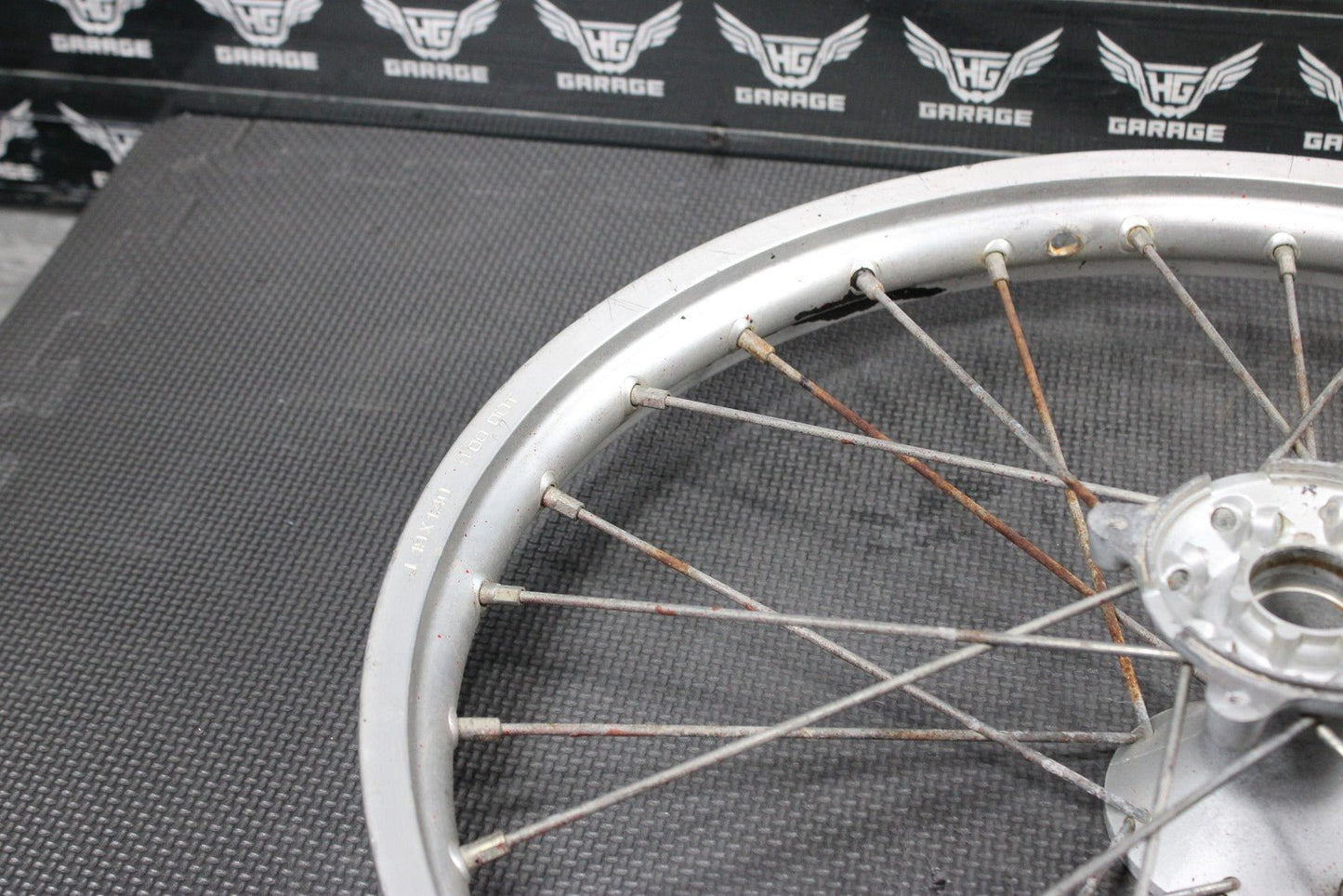 2001 HONDA 96 - 02 CR80RB 19" BIGWHEEL OEM FRONT WHEEL RIM HUB 44650 - GBF - 861 - hggarage