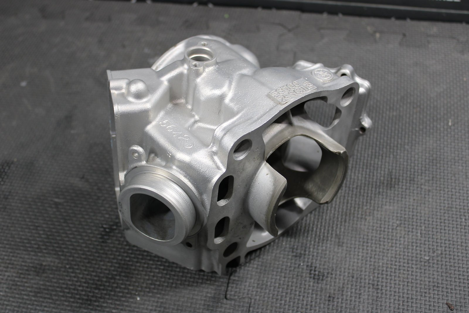 1999 Yamaha YZ250 OEM Engine Motor Cylinder Jug Barrel Bore Top End - hggarage