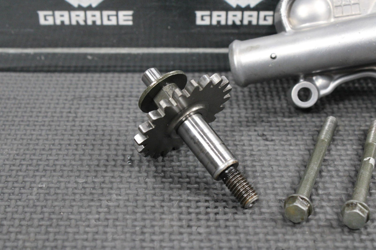 2002 YAMAHA 99 - 22 YZ250 YZ250X OEM ENGINE WATER PUMP W HOUSING 5CU - 12459 - 00 - 00 - hggarage