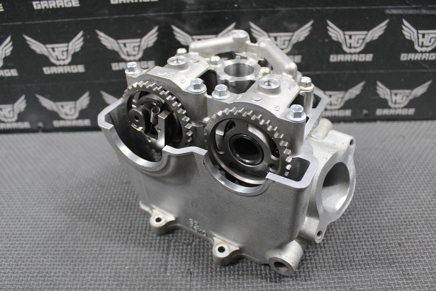 2019 SUZUKI 19 - 25 RMZ250 OEM CYLINDER HEAD VALVES CAMSHAFTS 11100 - 46K00 MINT! - hggarage