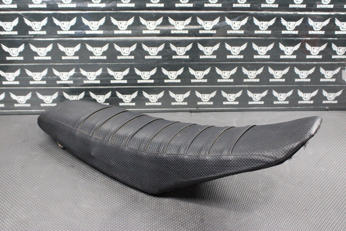 2006 YAMAHA 06 - 08 YZ450F SDG SEAT SADDLE CUSHION PAN 5XC - 24710 - 91 - 00 - hggarage