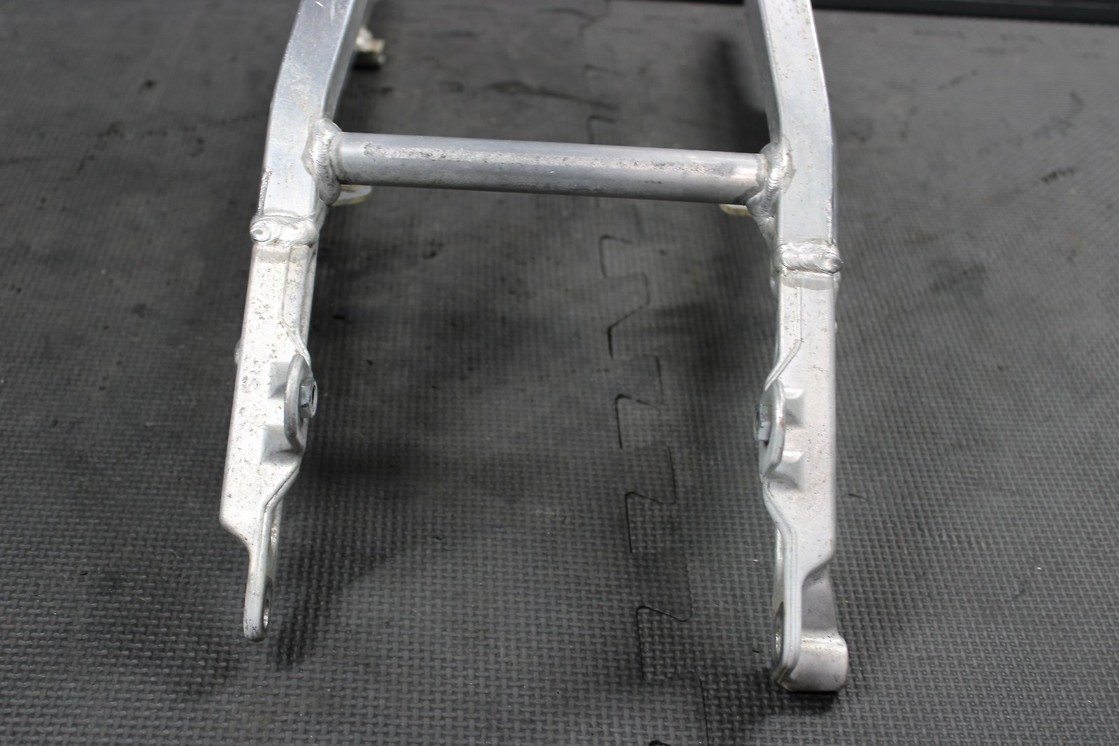 2006 Yamaha YZ250F YZ450F OEM Rear Back Sub Frame Subframe - hggarage