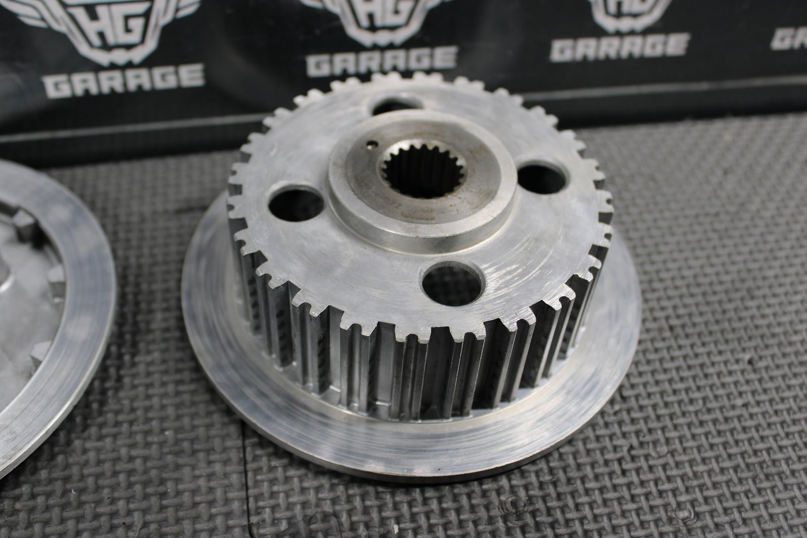 1986 HONDA XR250R OEM COMPLETE CLUTCH W PLATES BASKET HUB 22100 - KT1 - 010 - hggarage