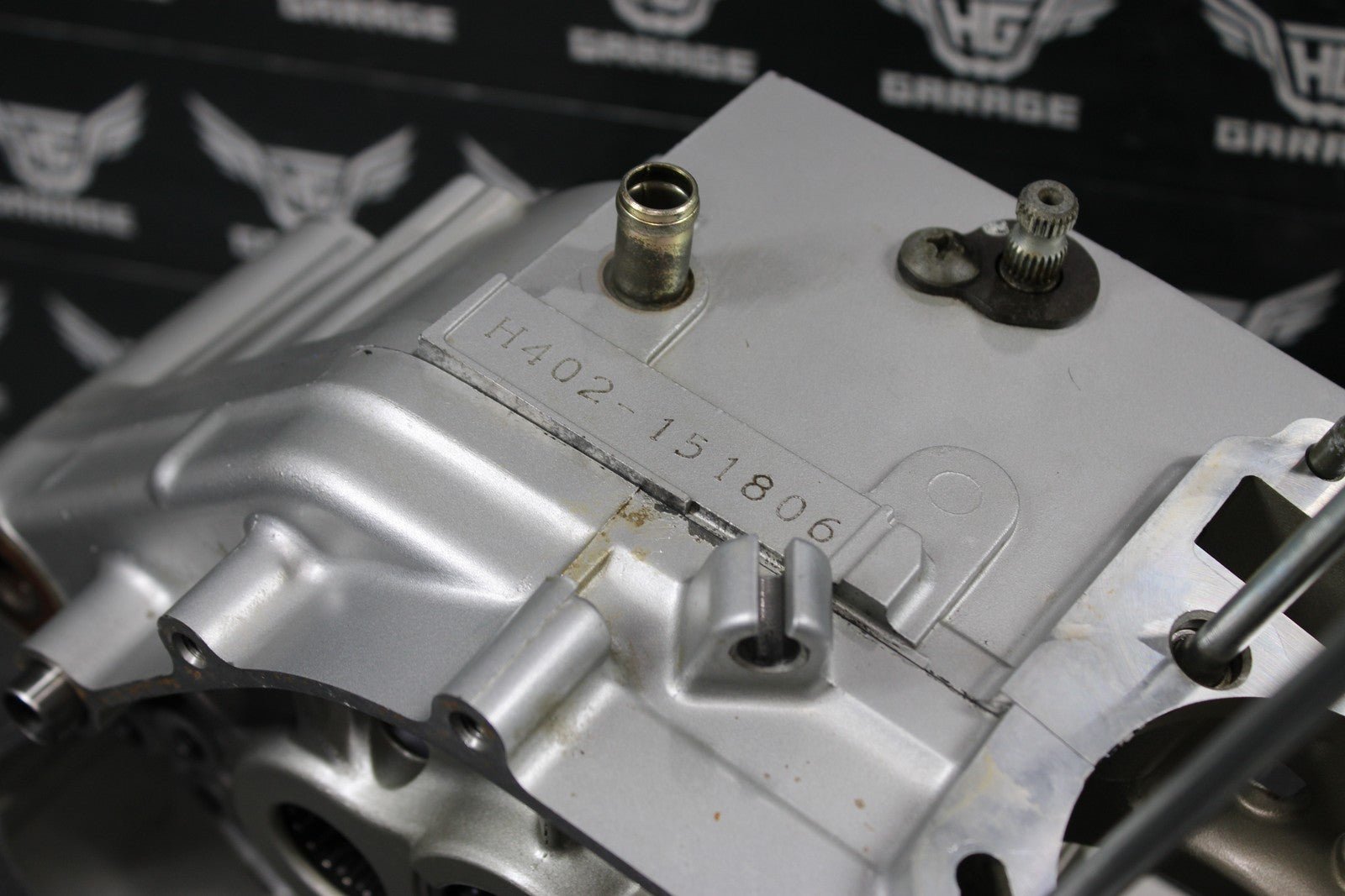 2005 SUZUKI DR200SE K5 OEM LEFT RIGHT ENGINE MOTOR CRANKCASE CRANK CASES BLOCK - hggarage