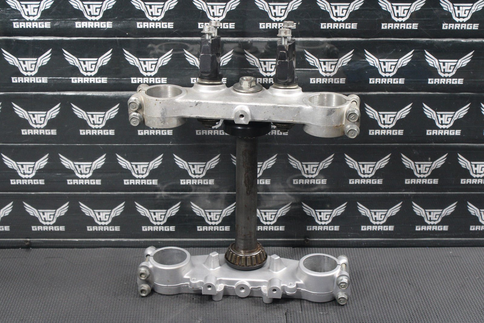 1986 KAWASAKI KDX200 OEM FRONT FORKS LOWER UPPER TRIPLE TREE STEM CLAMP SET - hggarage