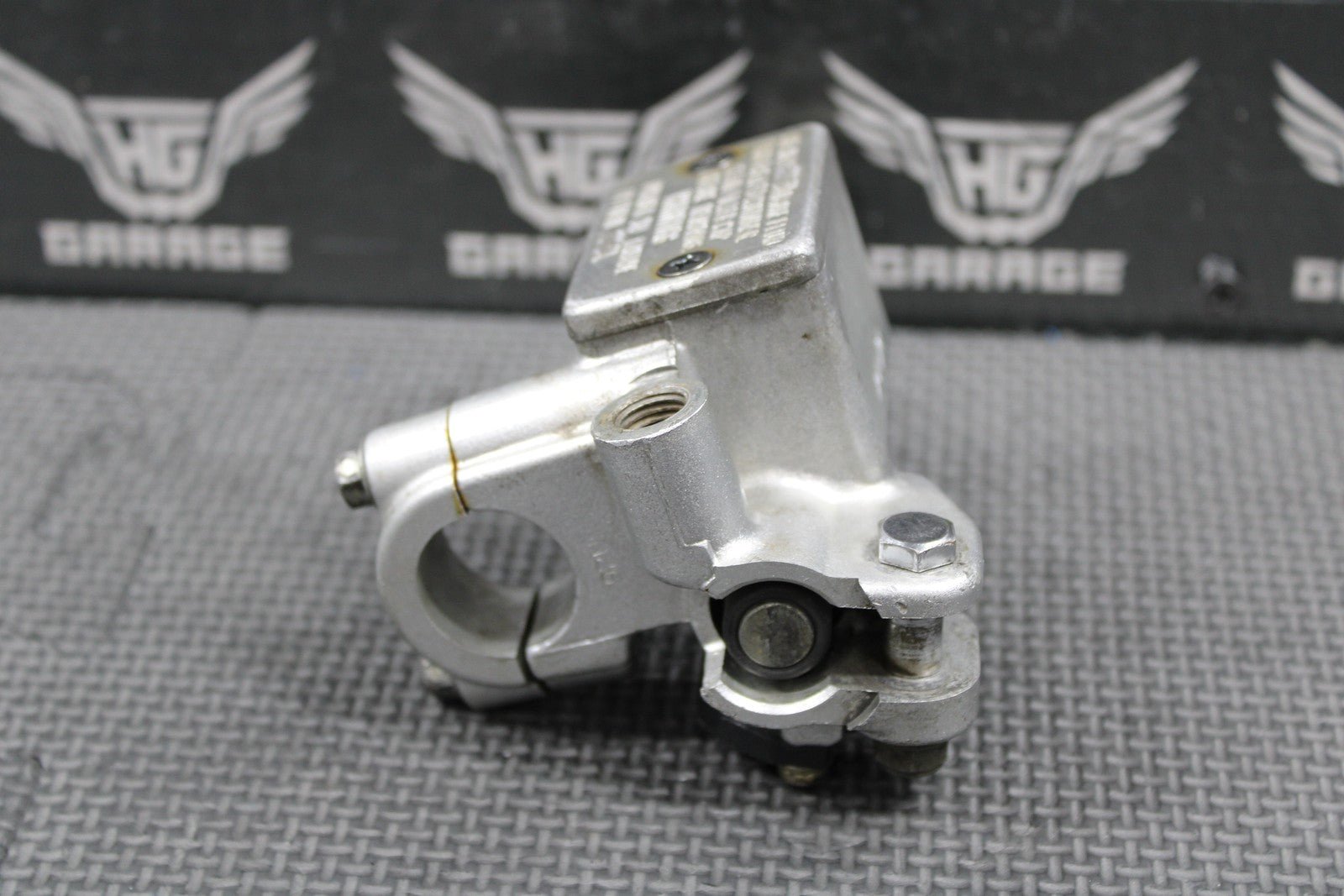 2003 KAWASAKI KLX400SR OEM NISSIN FRONT BRAKE MASTER CYLINDER 43015 - S010 - hggarage