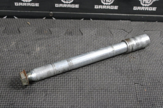 2004 YAMAHA YZ250F OEM FRONT WHEEL RIM AXLE PIVOT BOLT 5BE - 25181 - 00 - 00 - hggarage