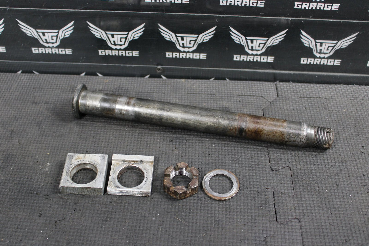2007 KAWASAKI KX450F OEM REAR AXLE BACK WHEEL RIM PIVOT BOLT AXEL 41068 - 1466 - hggarage