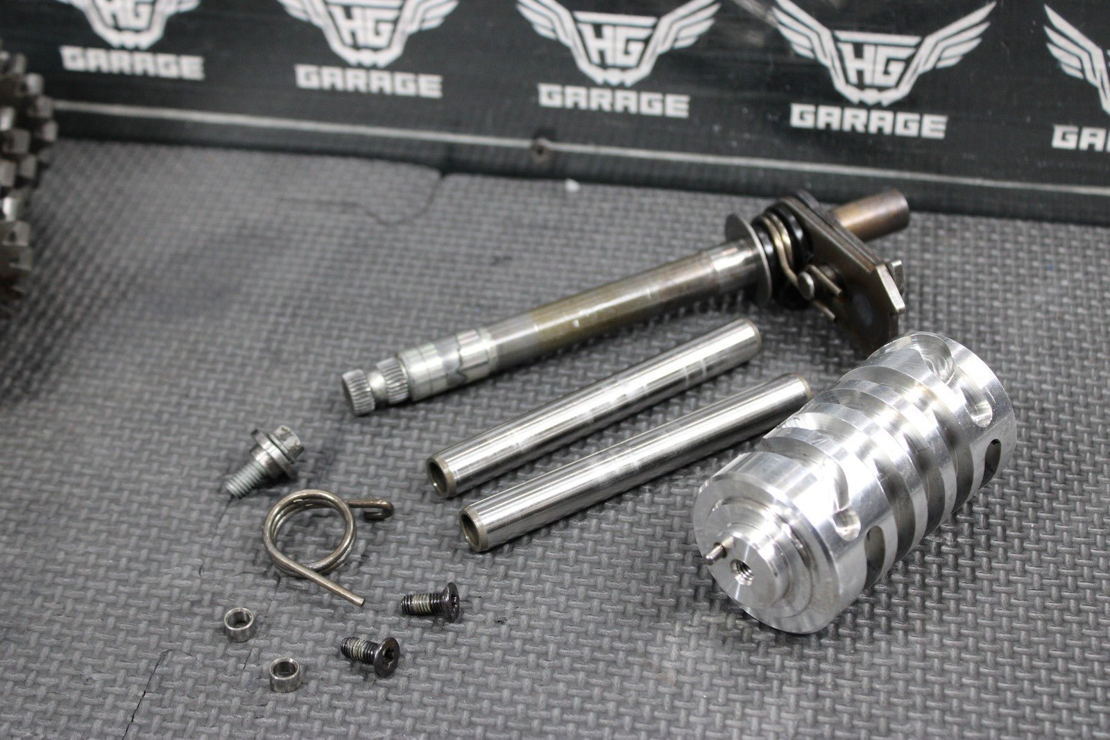 2013 HUSQVARNA TE511 OEM ENGINE TRANSMISSION GEARBOX SHIFT FORKS SHAFTS DRUM - hggarage
