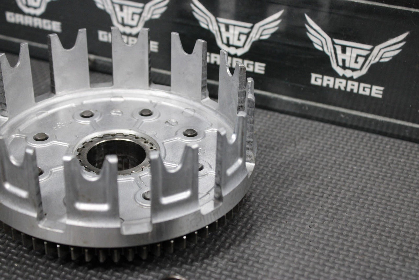 2014 KAWASAKI 10 - 14 KX250F OEM COMPLETE CLUTCH BASKET HUB PRESSURE PLATE - hggarage