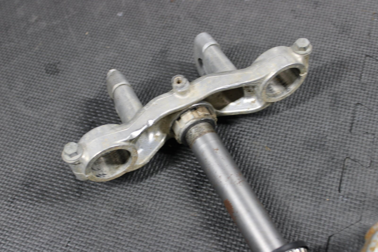 2002 KAWASAKI KX65 OEM FRONT FORKS LOWER UPPER TRIPLE TREE STEM CLAMP - hggarage