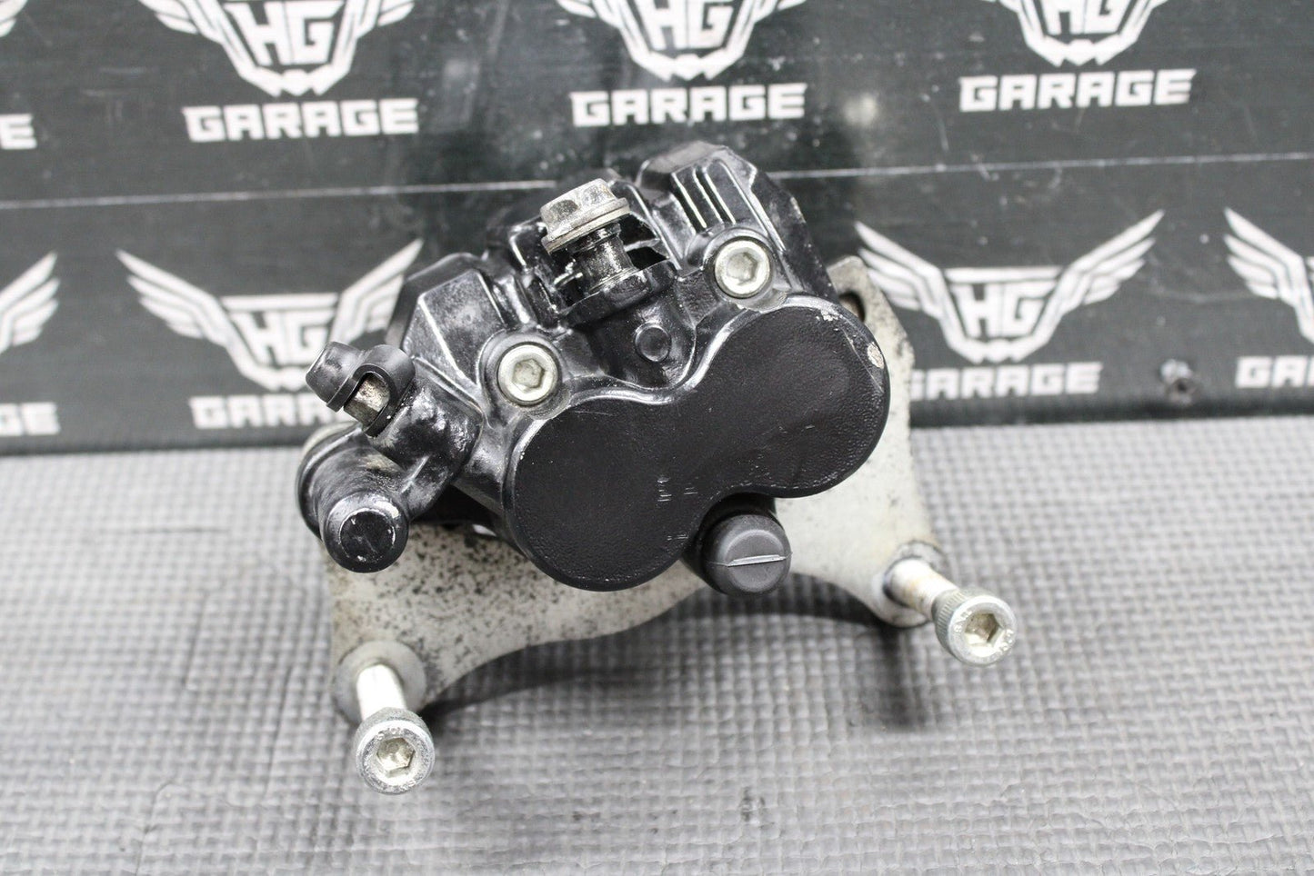 2009 2010 KAWASAKI KLX250SF OEM FRONT BRAKE CALIPER & BRACKET 43080 - 0064 - 25S - hggarage