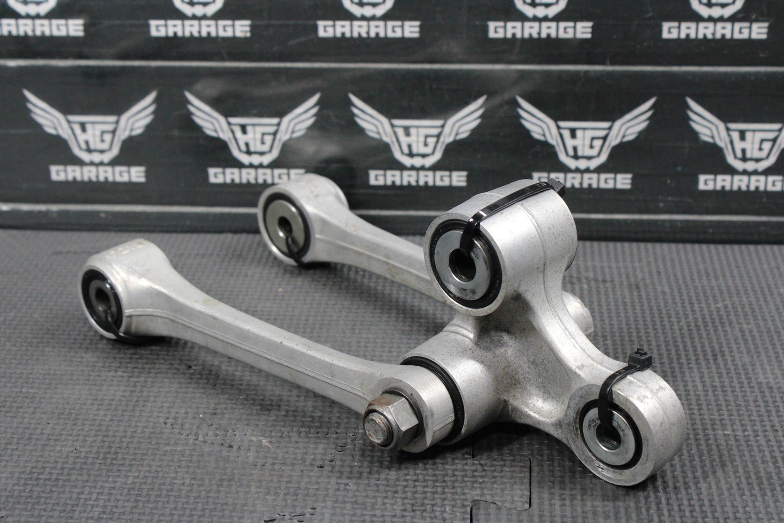 2023 HONDA CRF250R OEM REAR SHOCK LINKAGE LINKS RELAY ARM SWINGARM GOOD! - hggarage