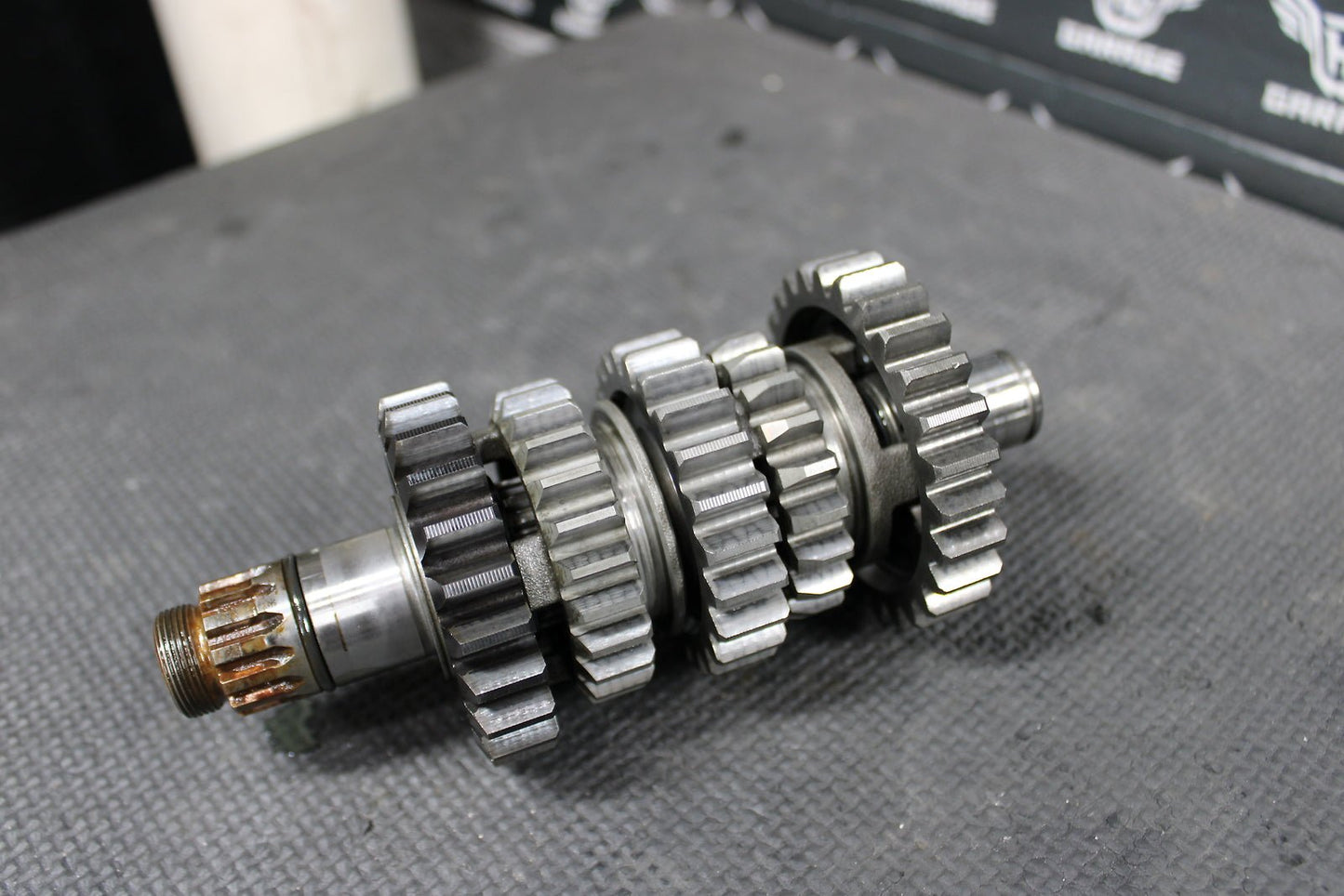 2007 YAMAHA YZ450F OEM ENGINE TRANSMISSION TRANNY ASSEMBLY GEARS - hggarage