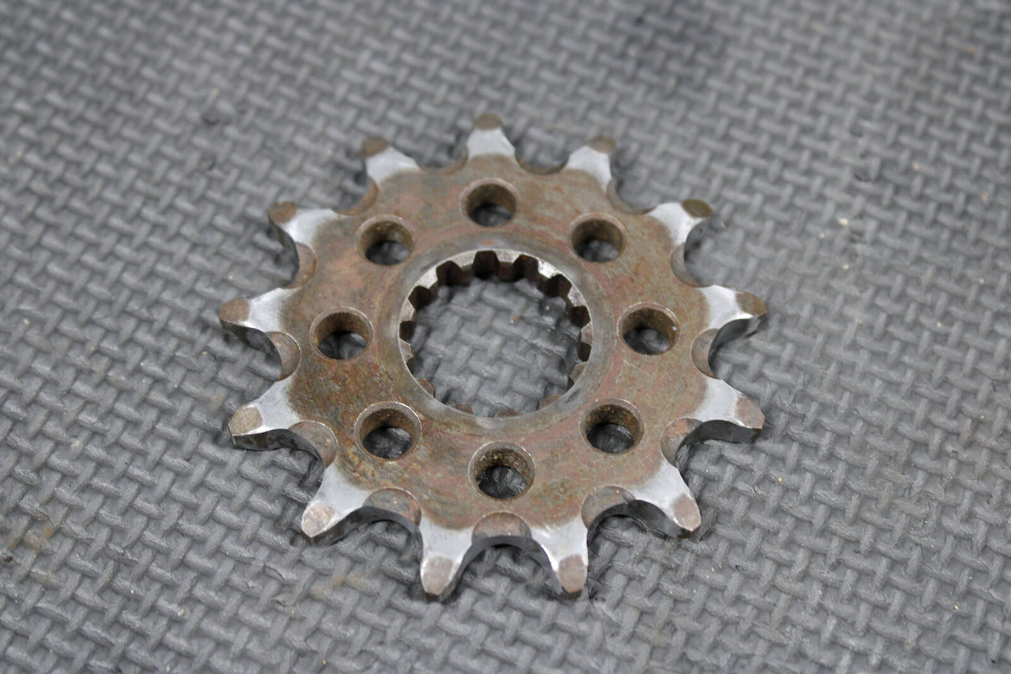 2008 YAMAHA 12-15 WR450F 06-13 YZ450F OEM MOTOR ENGINE FRONT SPROCKET COVER