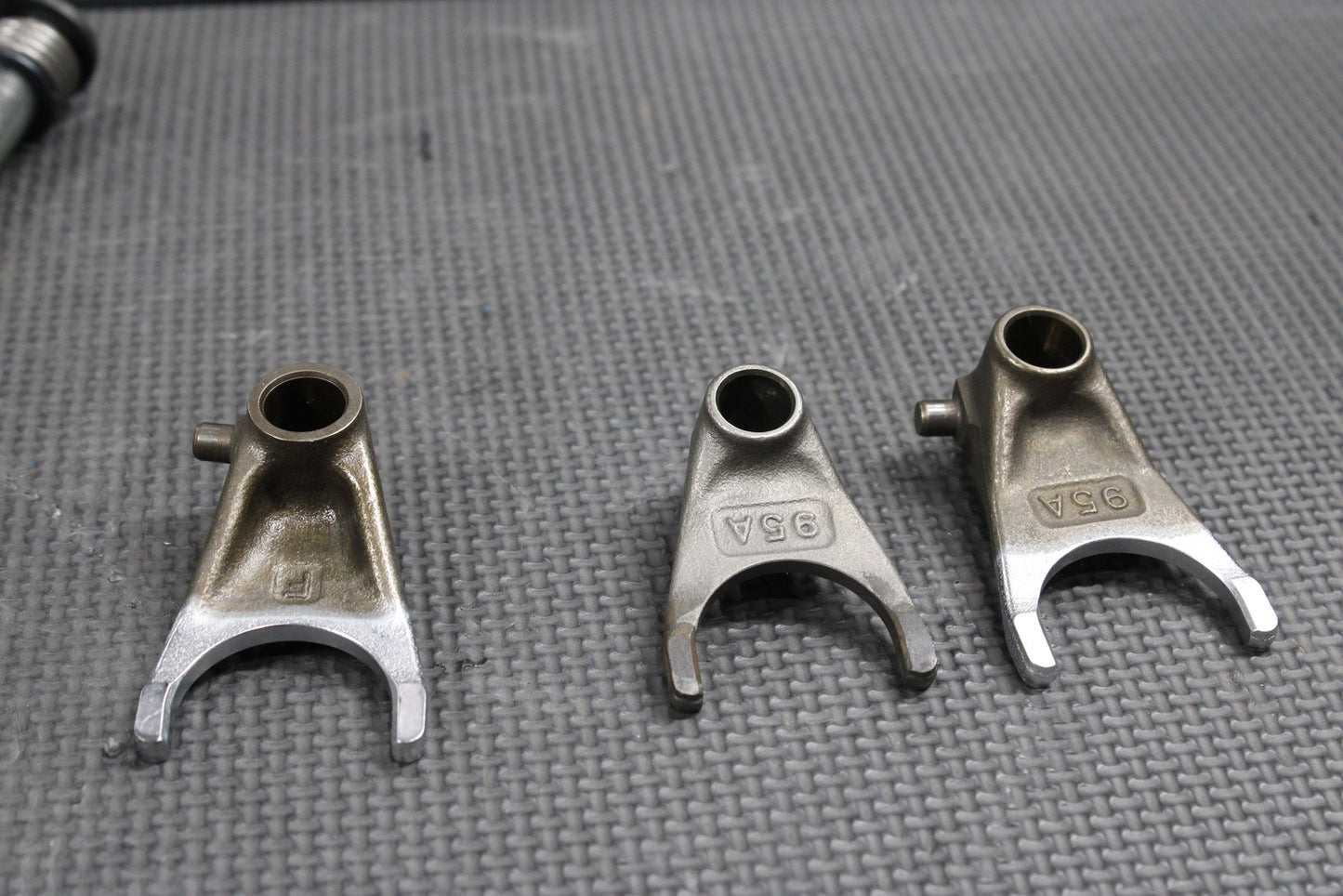 47565402