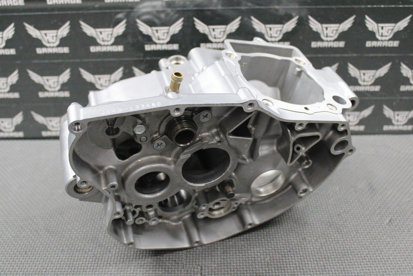 2019 SUZUKI 19 - 25 RMZ250 OEM LEFT RIGHT ENGINE CRANKCASE CRANK CASES BLOCK MINT! - hggarage