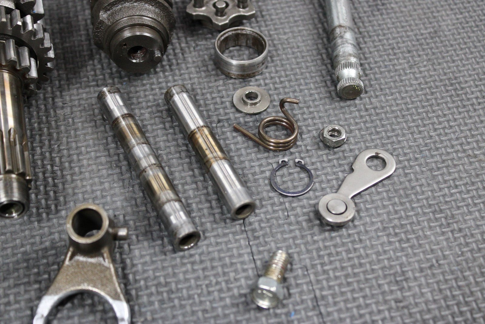 1996 KAWASAKI KX125 94 - 98 OEM TRANSMISSION GEARS GEARBOX SHIFT FORKS DRUM SHAFTS - hggarage