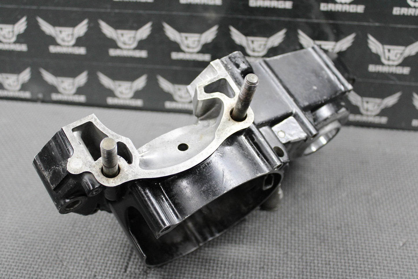 1988 HONDA CR250R OEM LEFT ENGINE MOTOR CRANKCASE CRANK CASE 112A0 - KS7 - 831 NICE! - hggarage