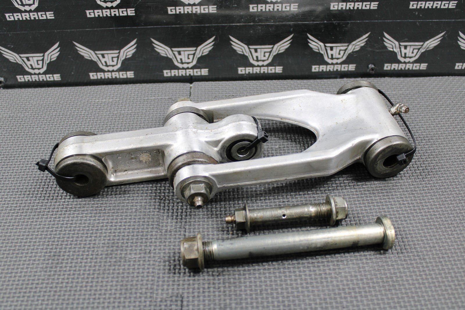 1995 89 - 98 SUZUKI RMX250 OEM REAR SHOCK LINKAGE CUSHION LEVER SET 62601 - 27811 - hggarage