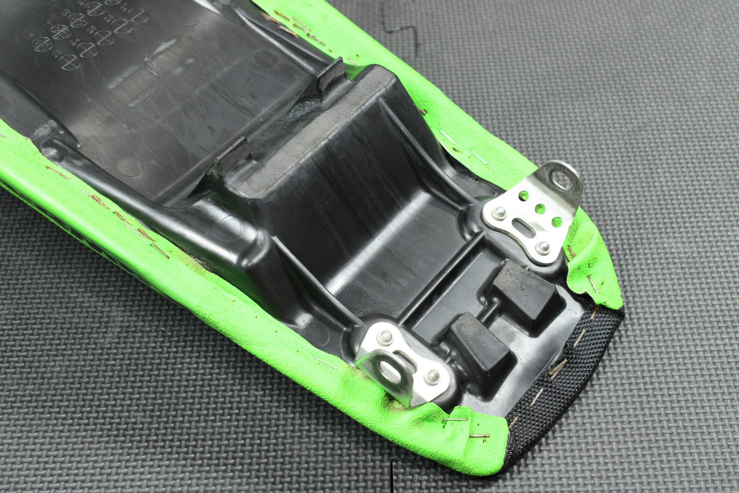 47565934