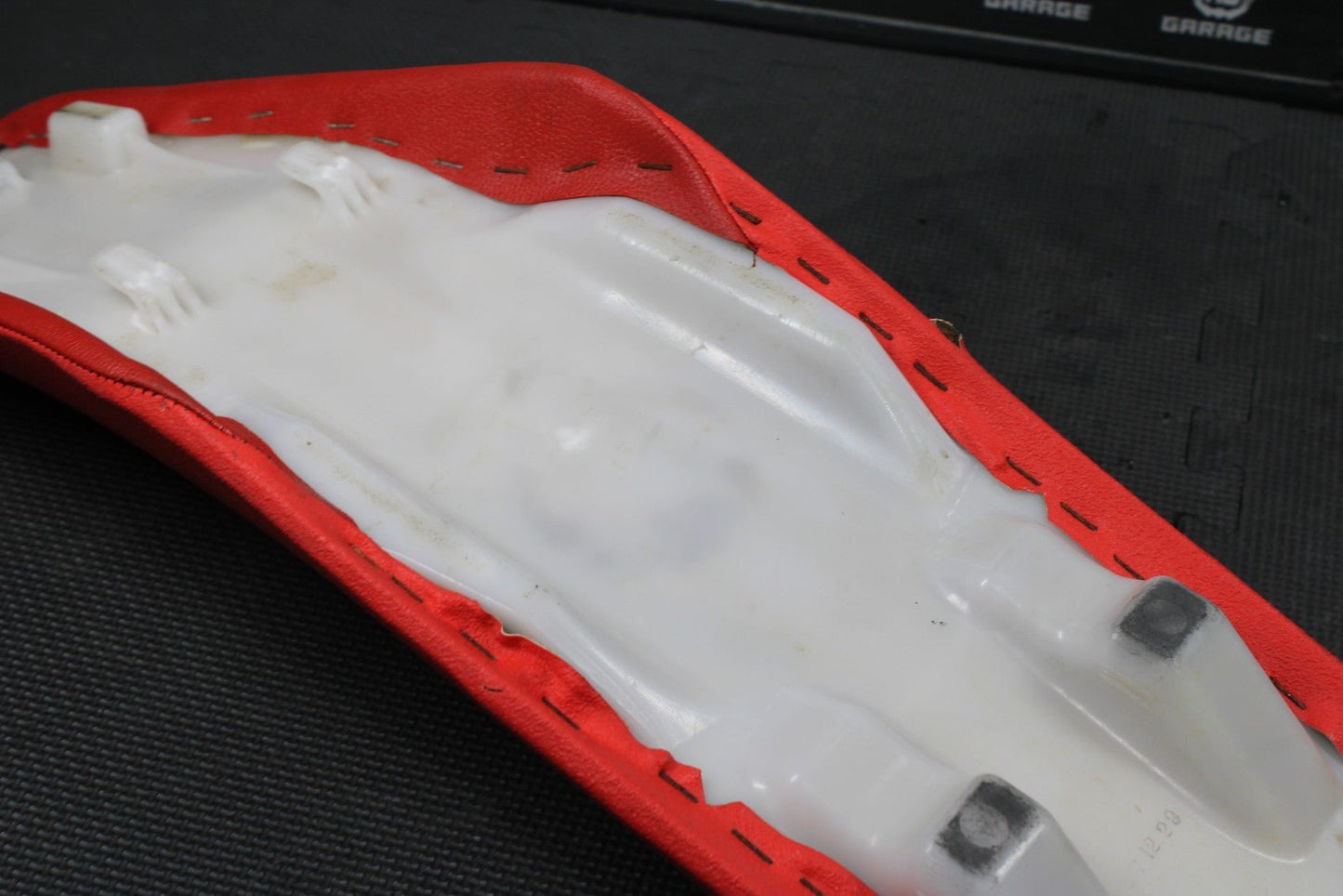 2018 HONDA 18 - 21 CRF250R OEM SEAT SADDLE CUSHION COVER 77100 - MKE - A02ZA - hggarage