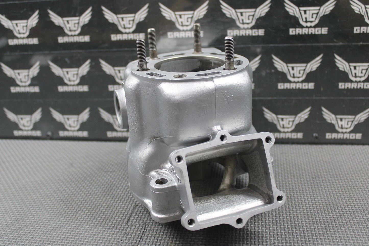 1995 HONDA CR250R OEM KZ3 M CYLINDER BORE JUG TOP END 12100 - KZ3 - 880 NEEDS REPAIR - hggarage