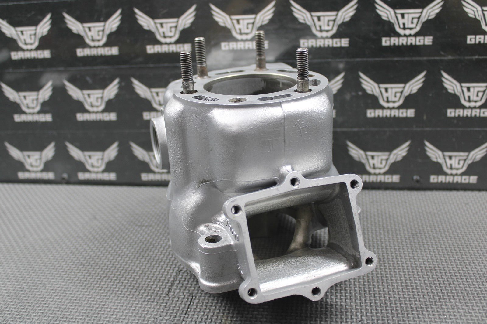 1995 HONDA CR250R OEM KZ3 M CYLINDER BORE JUG TOP END 12100 - KZ3 - 880 NEEDS REPAIR - hggarage