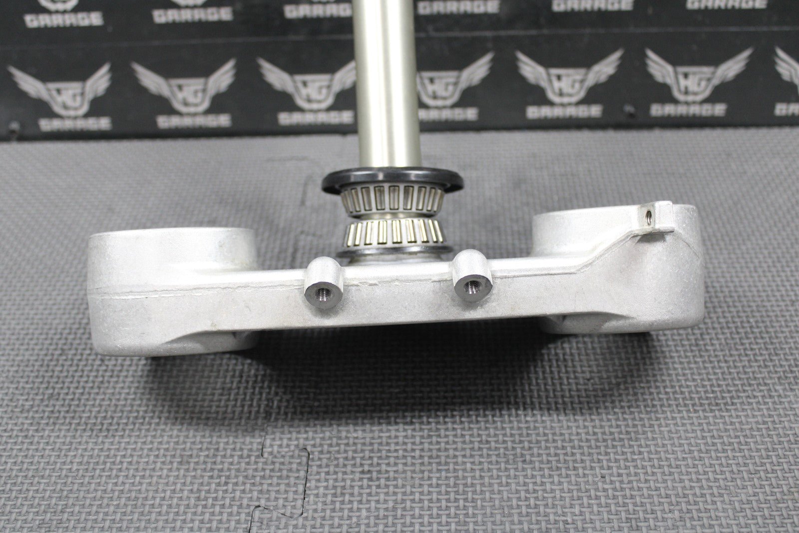 2020 SUZUKI 20 - 25 RMZ250 OEM FRONT FORKS LOWER TRIPLE TREE STEM 51410 - 46K10 - hggarage