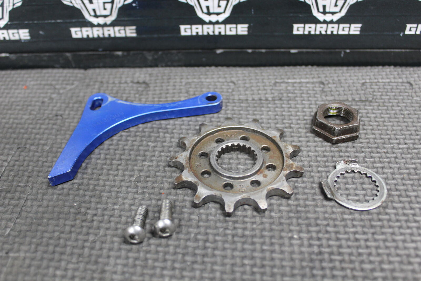 2012 2013 YAMAHA YZ250F BLUE BILLET ALUMINUM FRONT SPROCKET COVER CHAIN GUARD