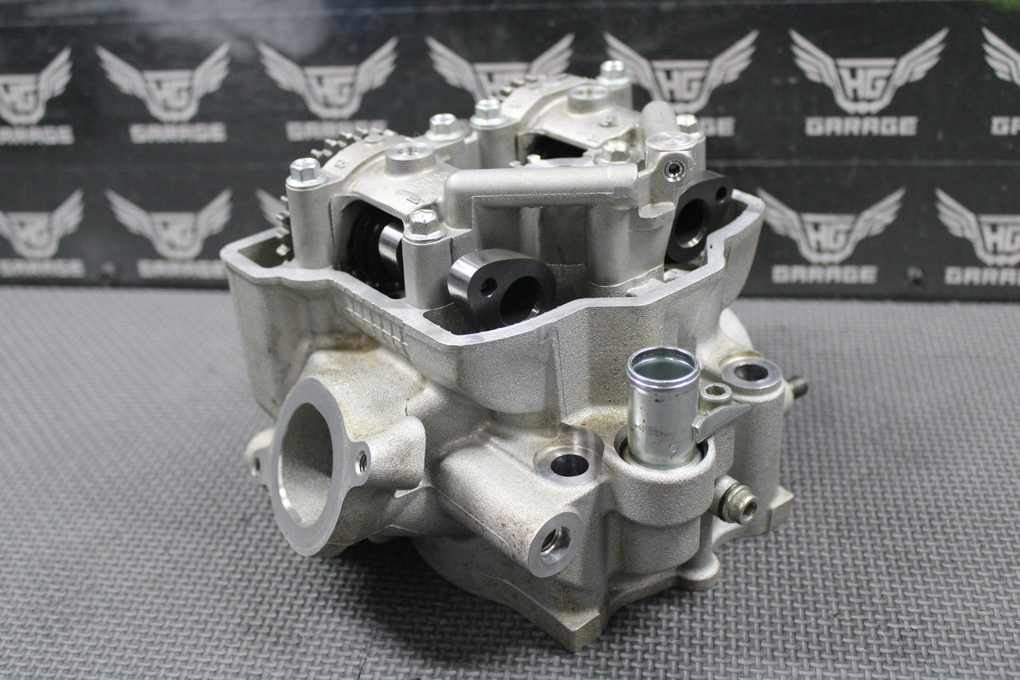 2020 SUZUKI 19 - 25 RMZ250 OEM CYLINDER HEAD VALVES CAMSHAFT CAMS 11100 - 46K00 MINT - hggarage