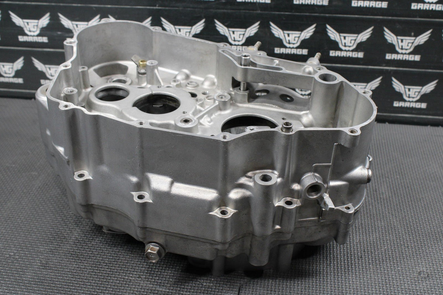 2000 SUZUKI DRZ400 OEM LEFT RIGHT ENGINE MOTOR CRANKCASE CASES HALFS BLOCK GOOD! - hggarage
