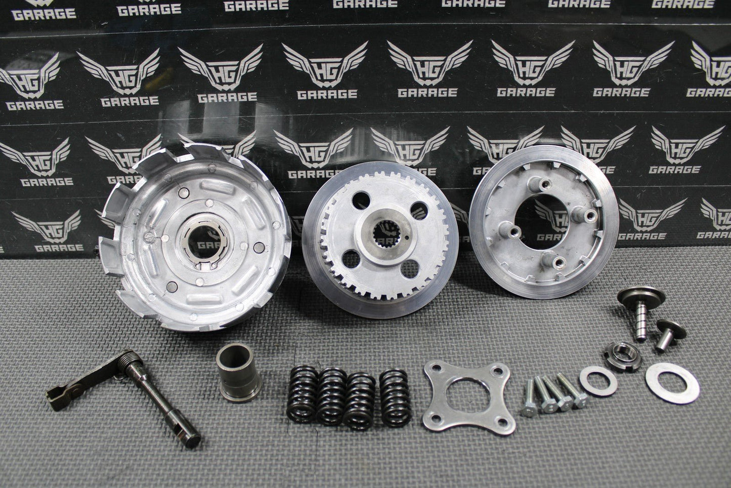 1991 HONDA 88 - 95 XR250R OEM CLUTCH BASKET HUB PRESSURE PLATE 22100 - KT1 - 020 NICE! - hggarage