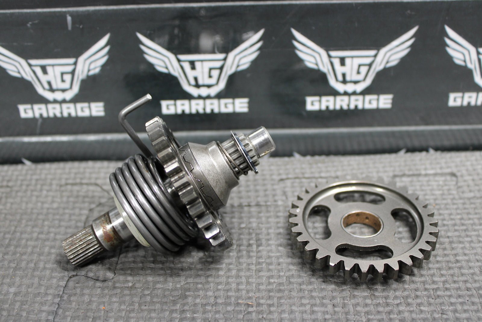 2003 03 - 05 KAWASAKI KX125 OEM KICKSTART KICK START SHAFT W IDLER GEAR 13066 - 1101 - hggarage