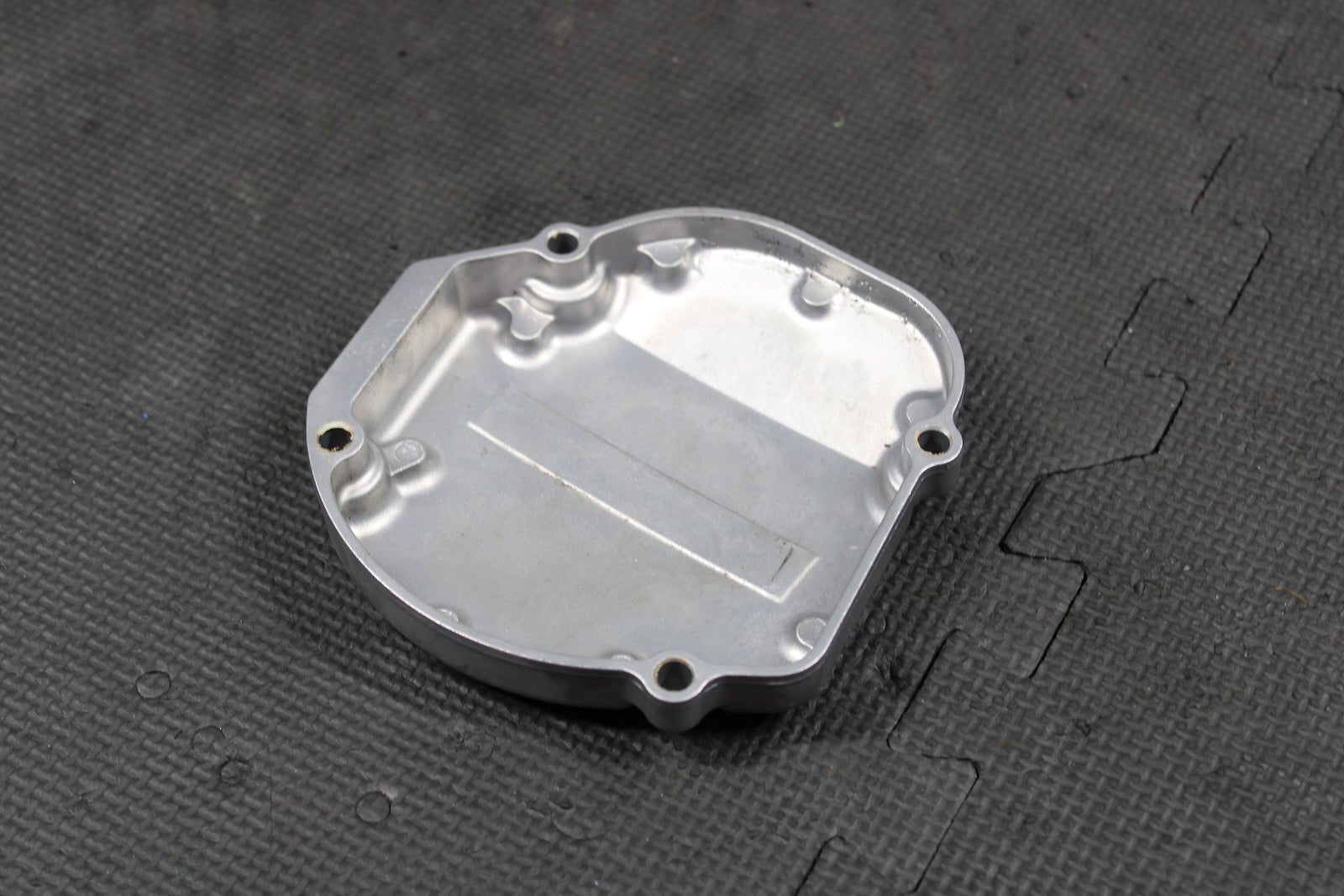 2003 Honda 02 - 07 CR250R Engine Motor Stator Generator Magneto Cover 11351 - KZ3 - L2 - hggarage