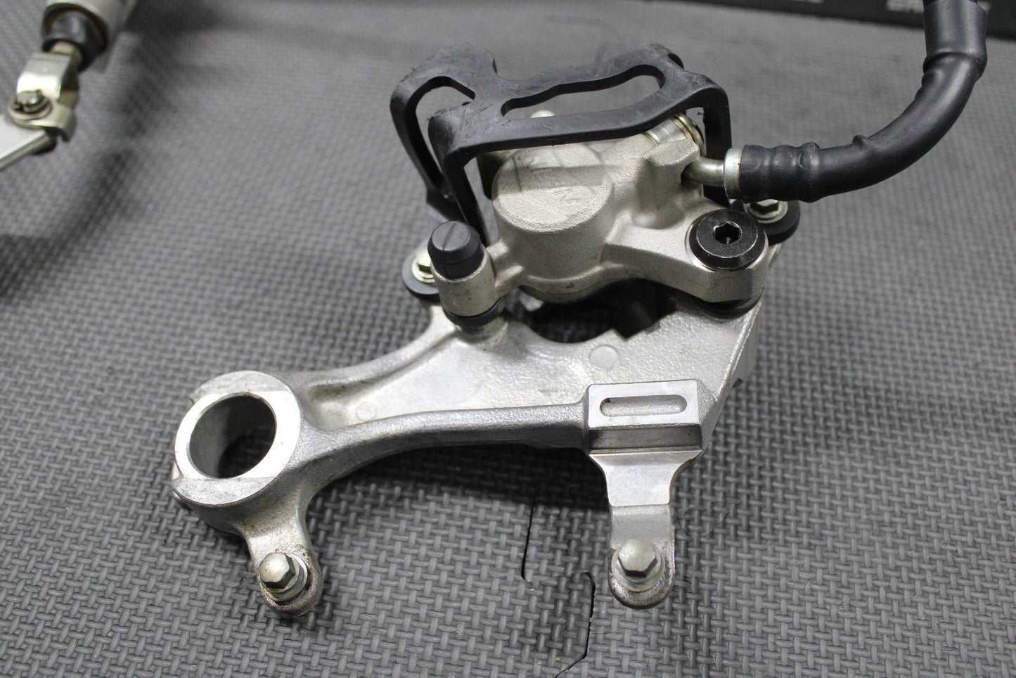 2020 SUZUKI RMZ250 OEM NISSIN REAR BACK BRAKE CALIPER MASTER CYLINDER LEVER GOOD - hggarage