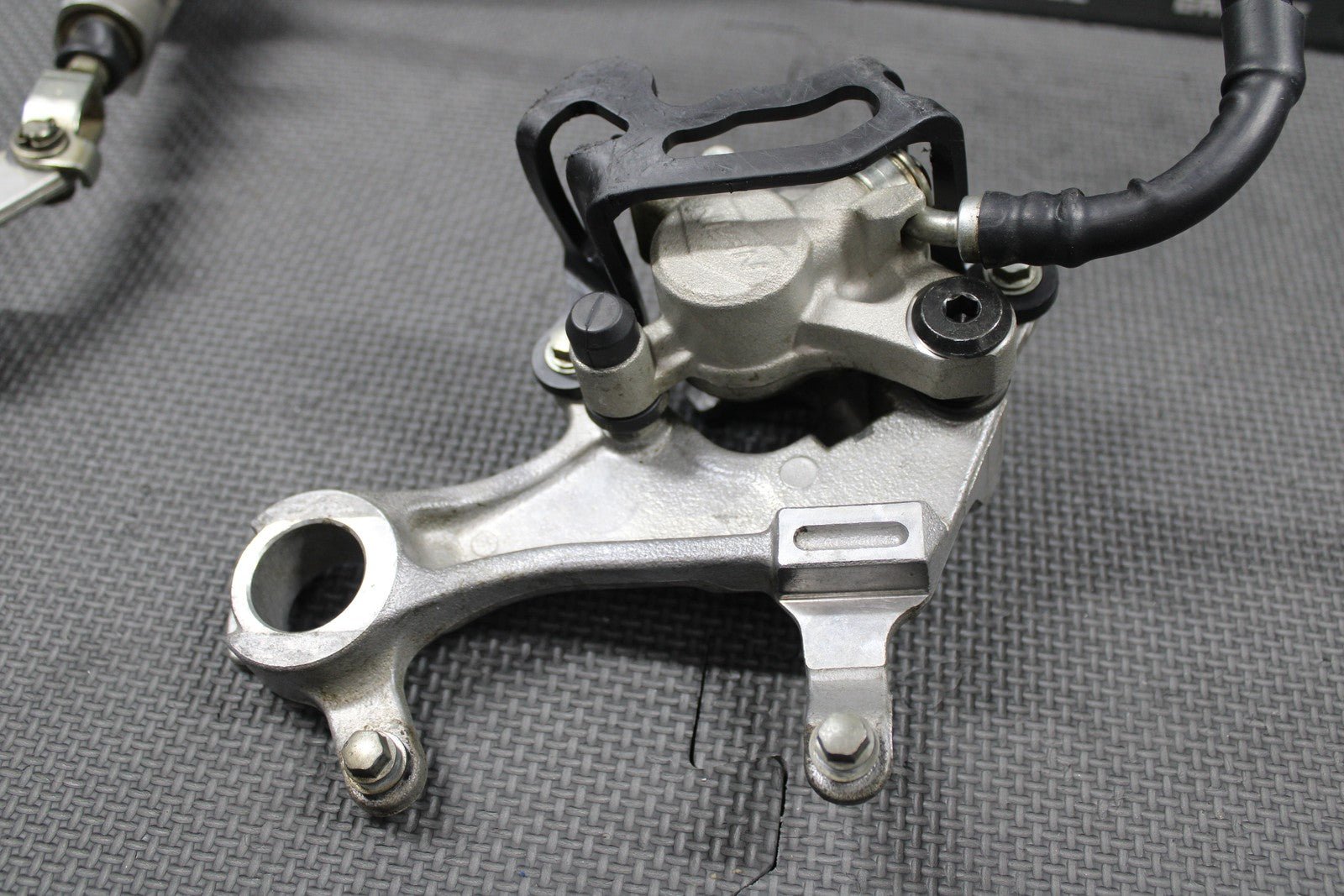 2020 SUZUKI RMZ250 OEM NISSIN REAR BACK BRAKE CALIPER MASTER CYLINDER LEVER GOOD - hggarage