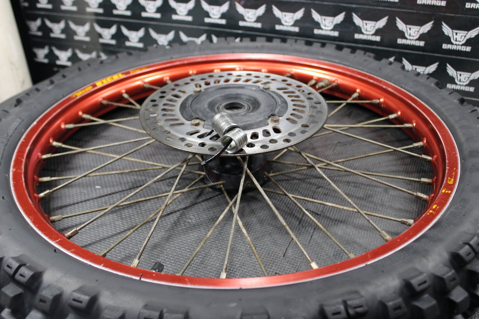 1992 HONDA CR250R EXCEL FRONT WHEEL RIM HUB ASSEMBLY 44601 - ML3 - 600 44701 - KZ3 - 862 - hggarage