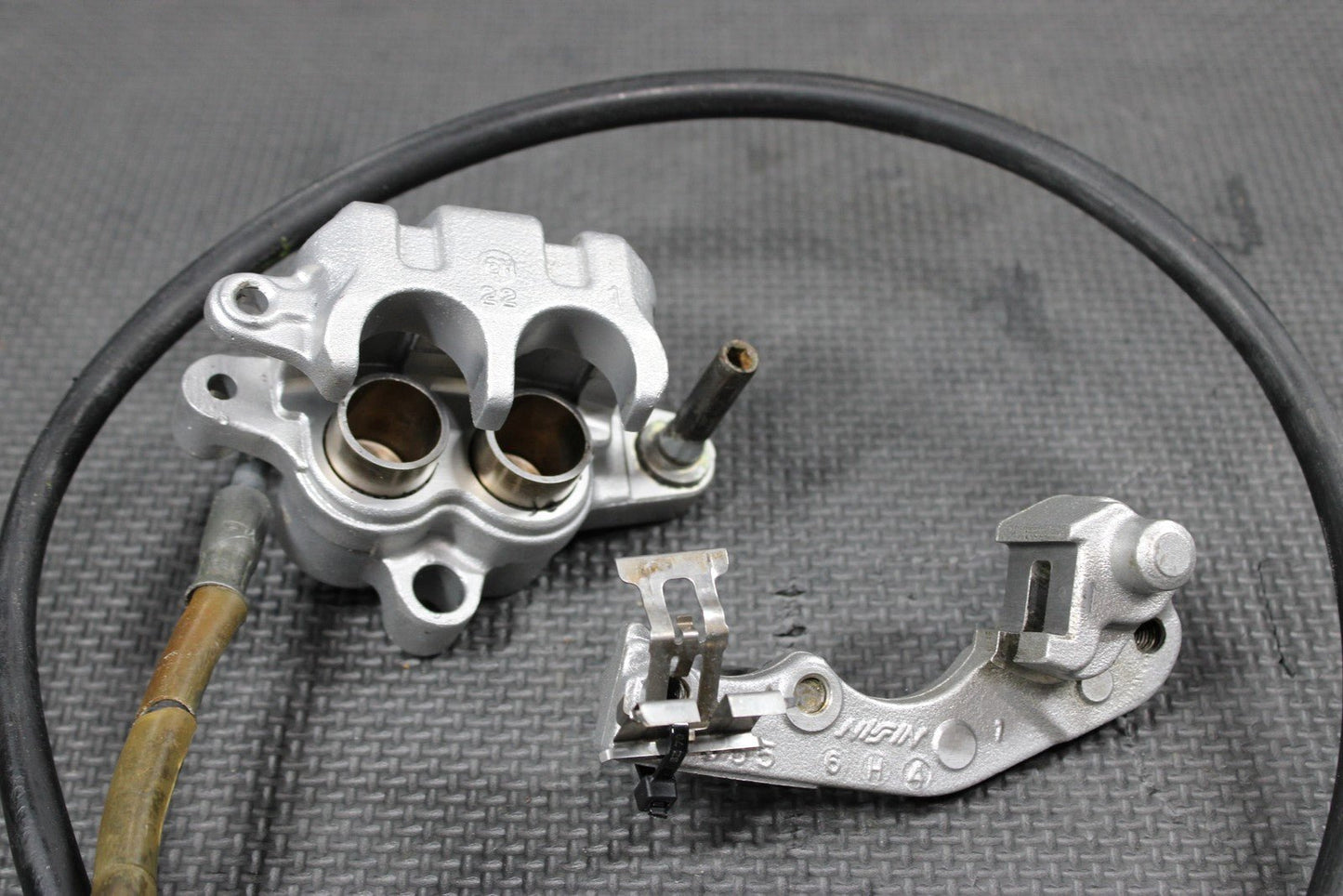 1997 KAWASAKI 97 - 98 KX125 KX250 OEM NISSIN FRONT BRAKE CALIPERW HOSE 43041 - 1605 - hggarage